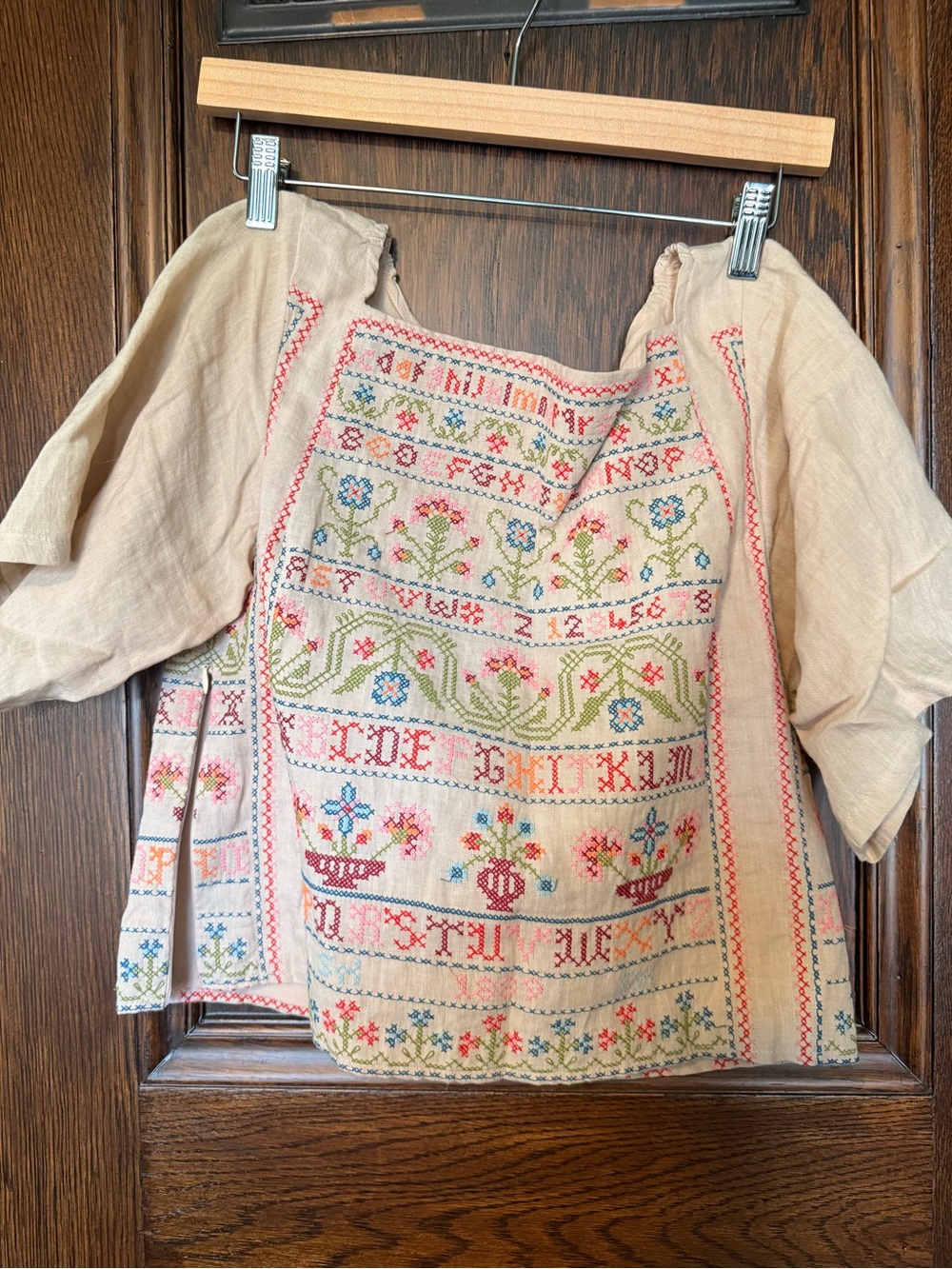 MEADOWS
Sampler Linen Embroidered Blouse, natural